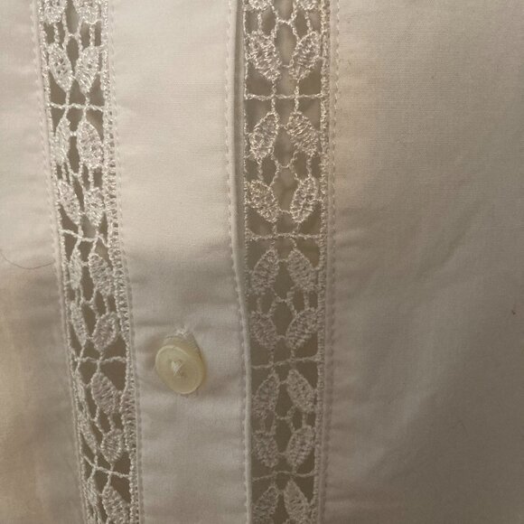 Banana Republic White Tailored Fit Blouse - EUC - Picture 5 of 10